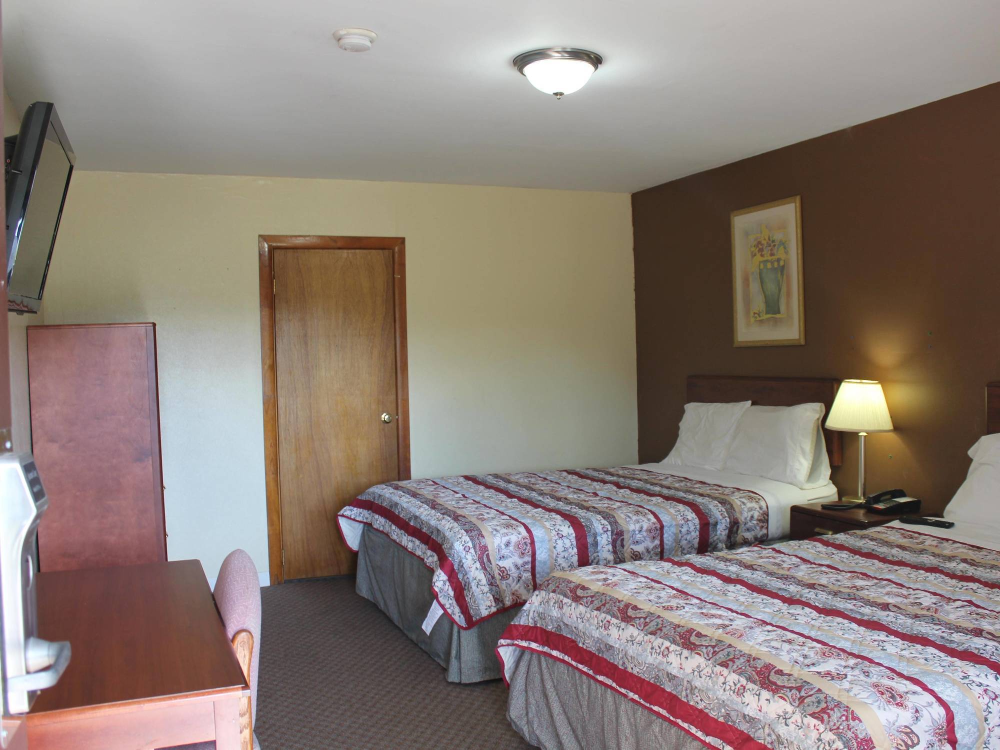 Budget Inn Корнінг Екстер'єр фото